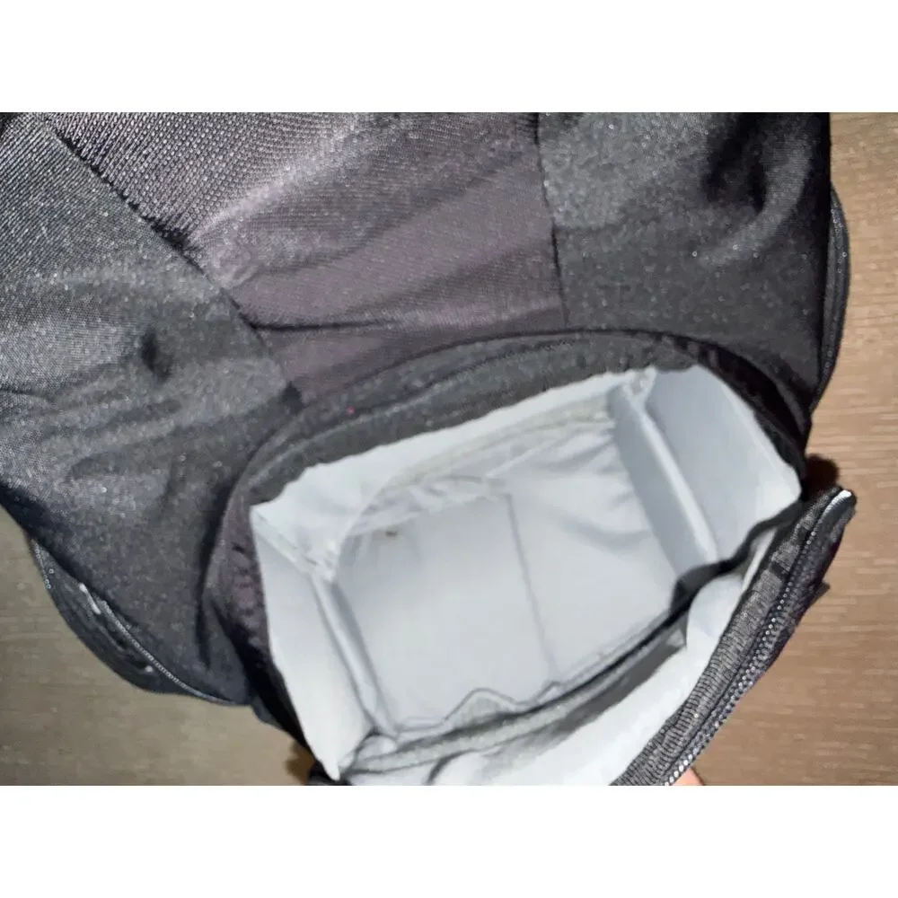 Case Logic Compact DSLR Camera Tablet Backpack TBC-411 / WBC-411 (Black)